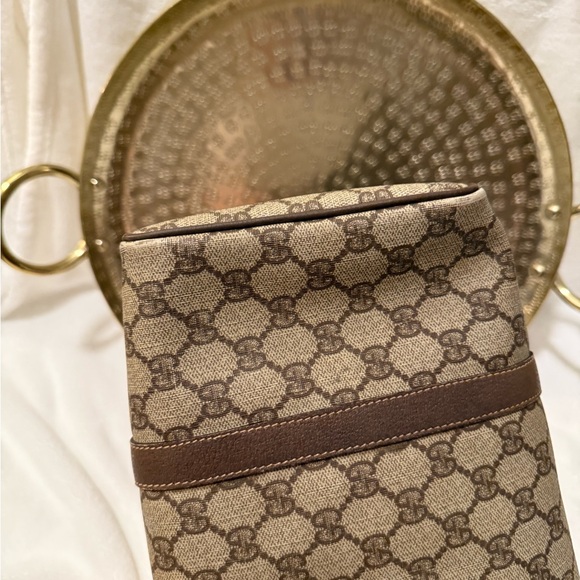 Gucci Brown Satchel with Iconic GG Monogram - Picture 7 of 15
